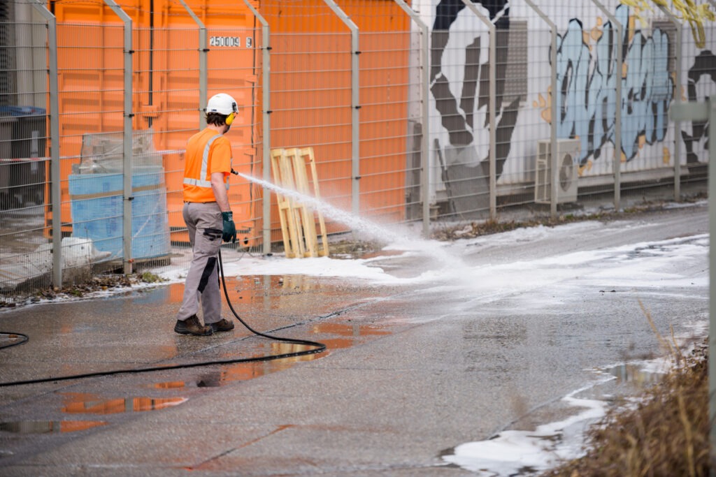 Commercial Pressure Washing Lake city Janitorial
