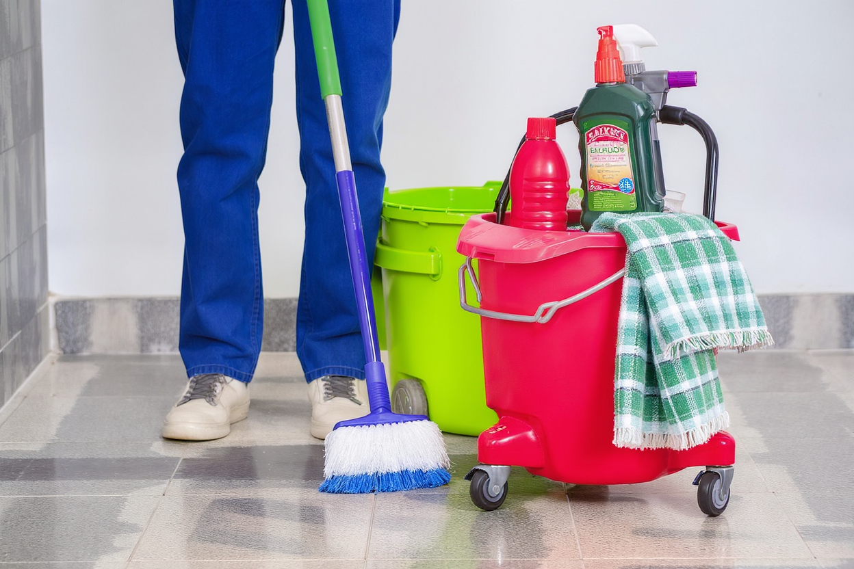 cleaning equipments